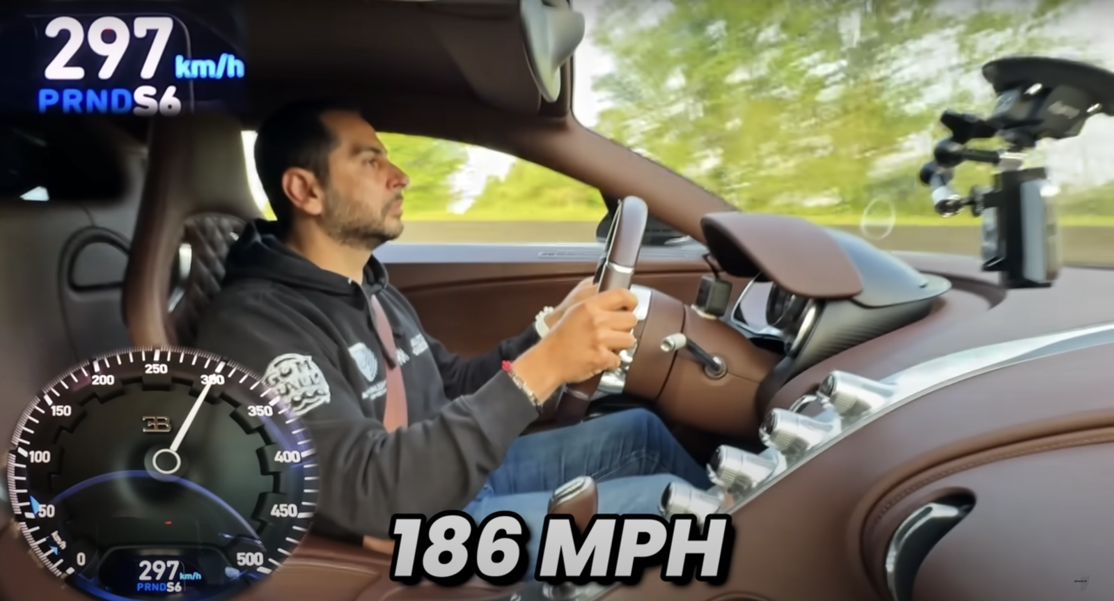 Bugatti Chiron hits 186mph on the autobahn